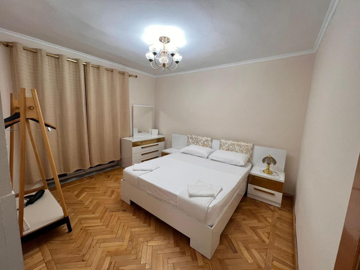 Homeland Nest Tirana Esterno foto