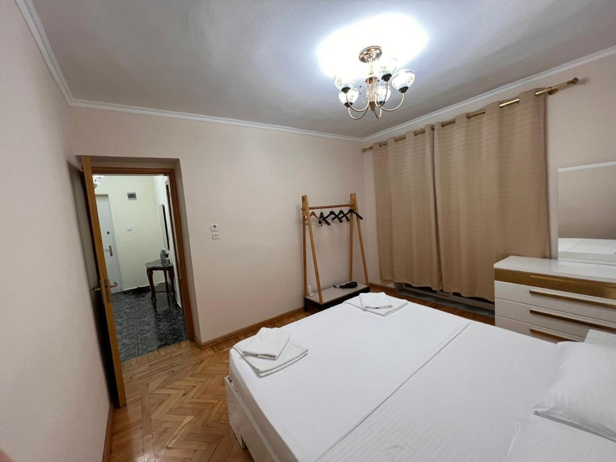Homeland Nest Tirana Esterno foto